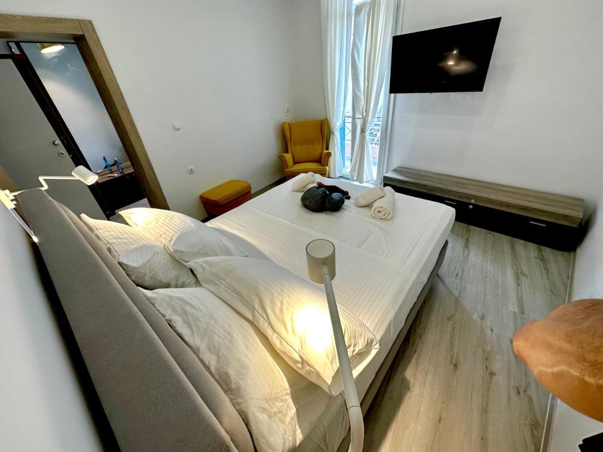 Travelers Luxury Suites, Studios & Apartments Corfu  Eksteriør bilde
