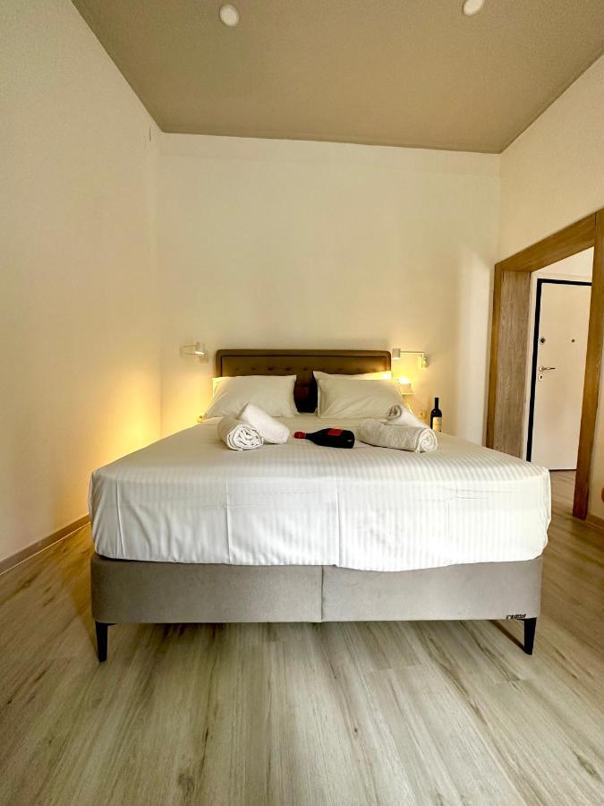 Travelers Luxury Suites, Studios & Apartments Corfu  Eksteriør bilde