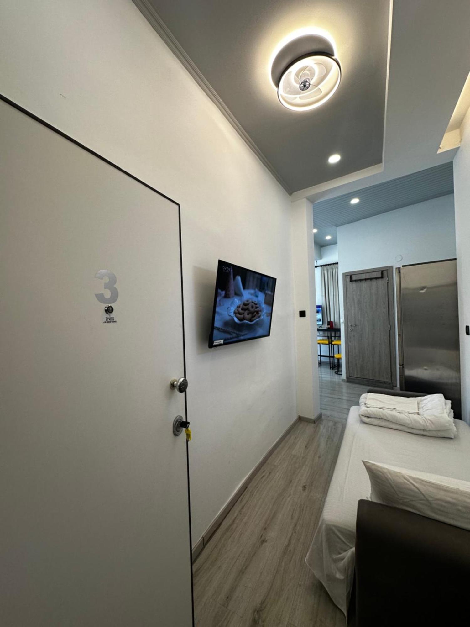Travelers Luxury Suites, Studios & Apartments Corfu  Eksteriør bilde