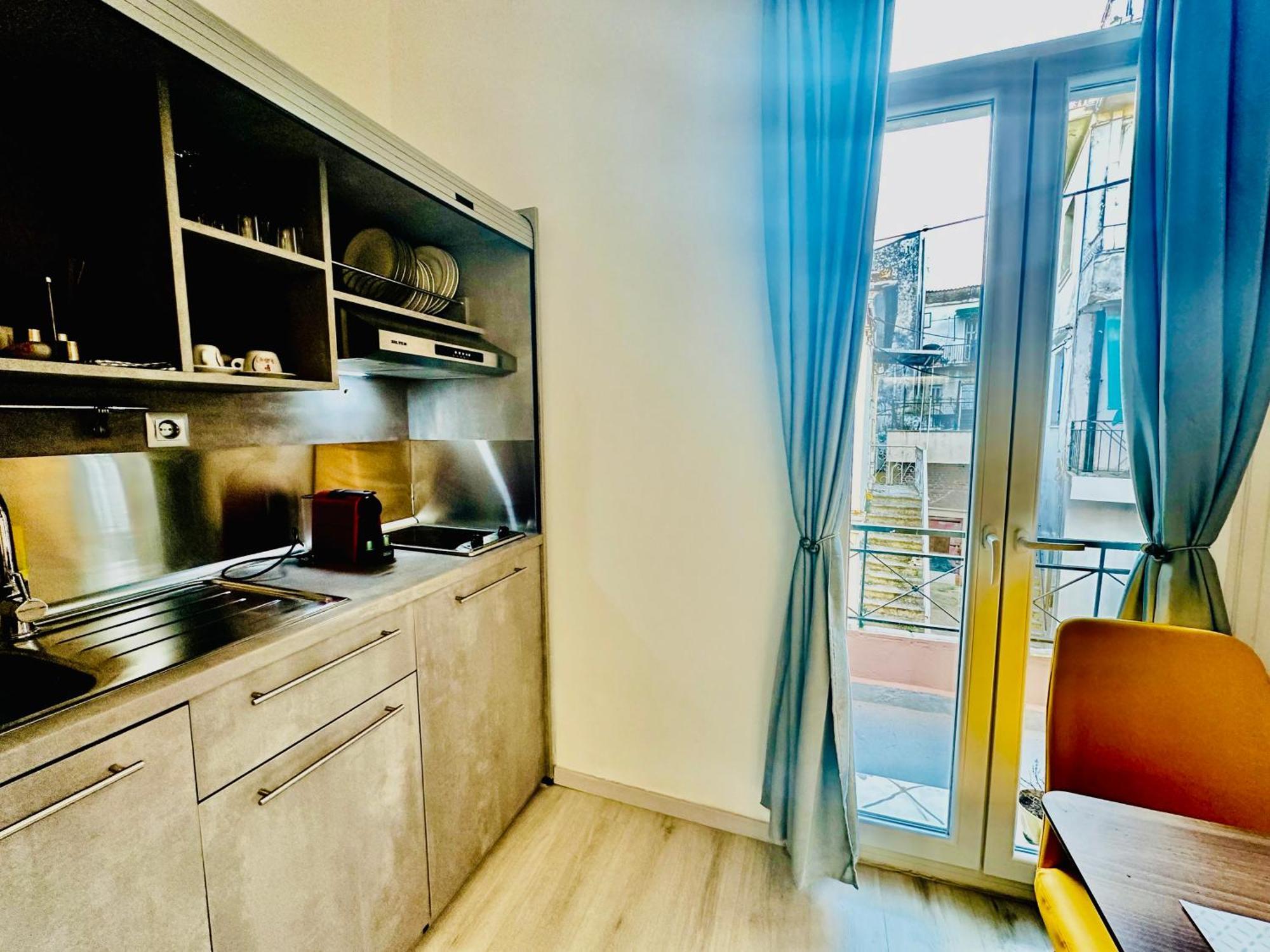 Travelers Luxury Suites, Studios & Apartments Corfu  Eksteriør bilde