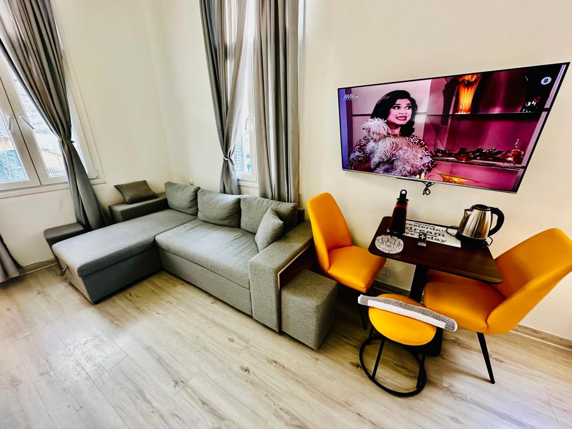 Travelers Luxury Suites, Studios & Apartments Corfu  Eksteriør bilde